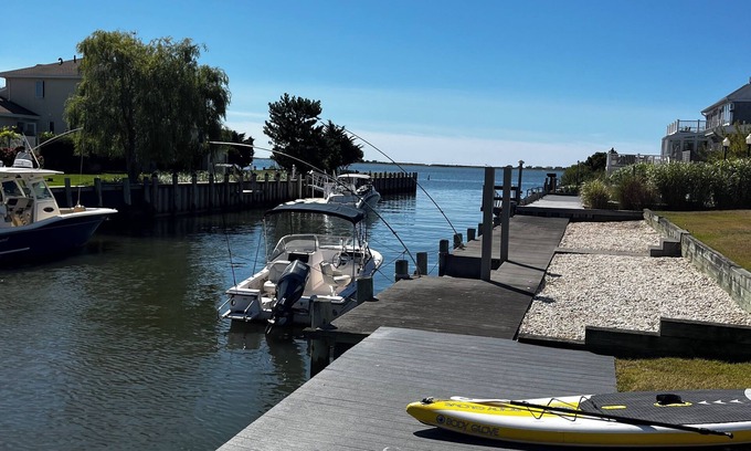 East Quogue House | Family-Friendly Waterfront in the Hamptons with Stunning Views