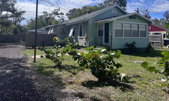 Walkers Holly Hill House | Family Get Away