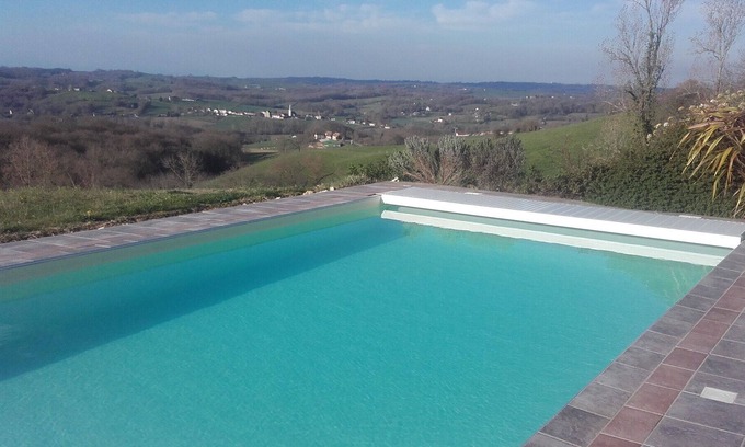 Castetner House | Family home in Loubieng