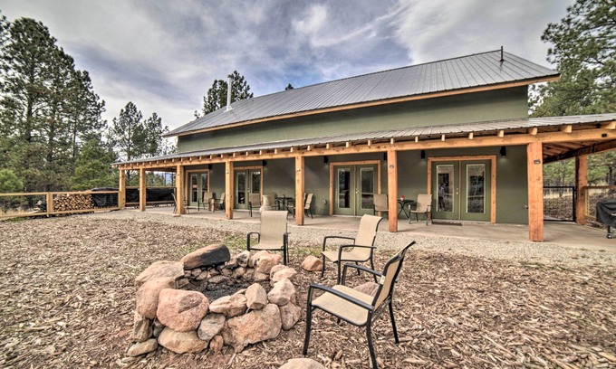 Angel Fire House | Family Home w/Fire Pit & Grill ~ 1 Mi to Slopes!