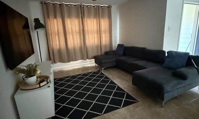 Robindell House | Family Home with 8 beds and pet friendly