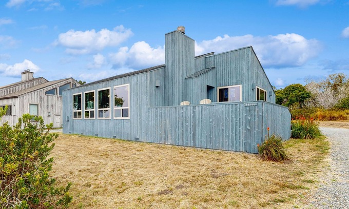 Sea Ranch House | Family home with private hot tub, pool access & game room - dog-friendly