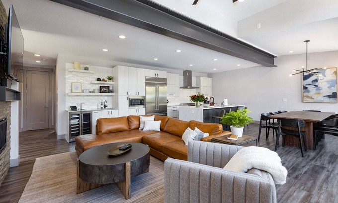 Keystone House | Family Mountain Getaway/Private Hot Tub/Stunning Views