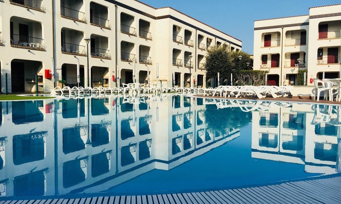 Lido di Spina Apartment | Family Oasis Near the Sea