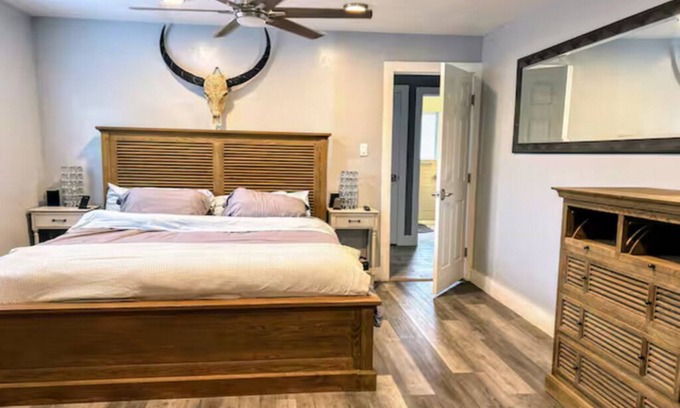 Jacoby Creek House | Family Oasis w/Hot Tub in Bayside