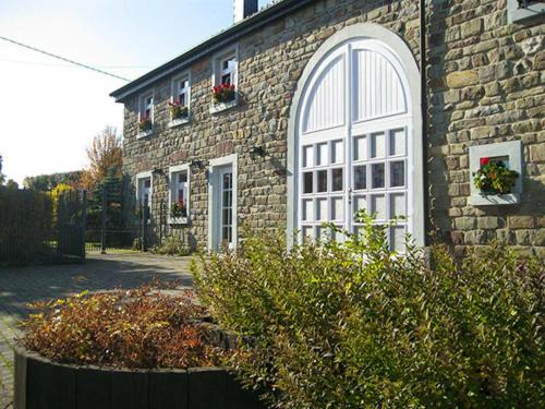 Faymonville House | Family Retreat in a Green Setting in Waimes