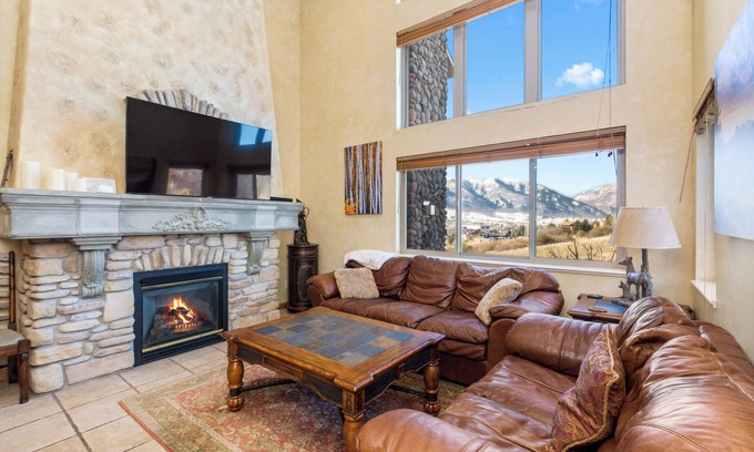Eden Condo | Family-size 5-bedroom condo in Eden, Utah minutes from 2 world-class ski resorts