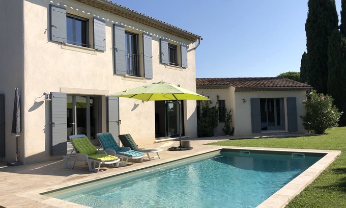 Molleges House | Family villa with pool between Alpilles and Luberon/In the heart of Provence