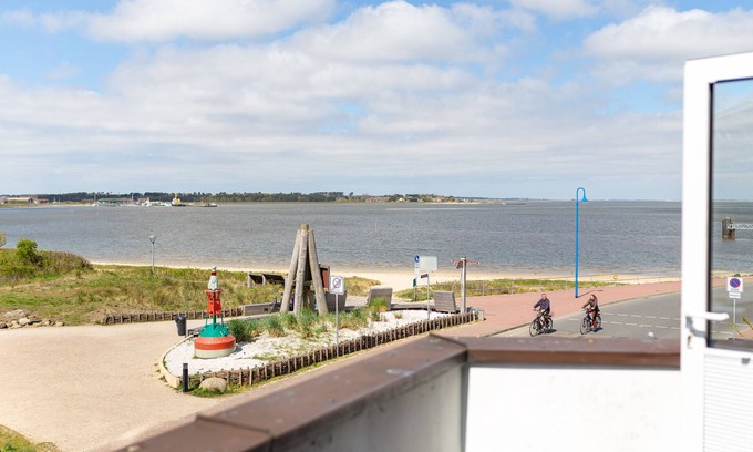 Wittduen Apartment | Fantastic holiday apartment with beautiful views to the sea, it is dog friendly