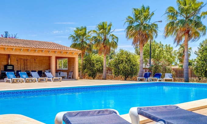 Llucmajor House | Fantastic Holiday Home with Pool, Wi-Fi and Terrace; Parking Available