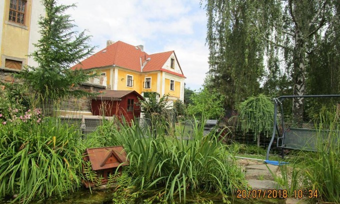 Choustnikovo Hradiste House | Fara Choustníkovo Hradiště