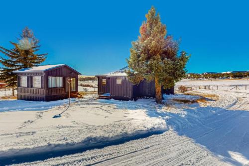 Colorado Springs House | Farm House - Lorrayne Ranch
