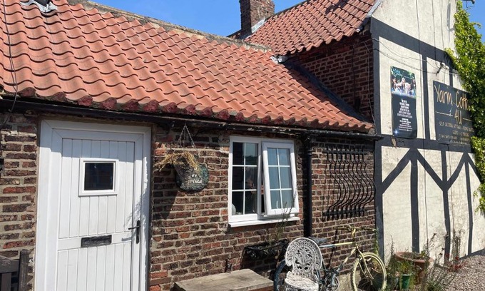 Yarm House | Farmers cottage