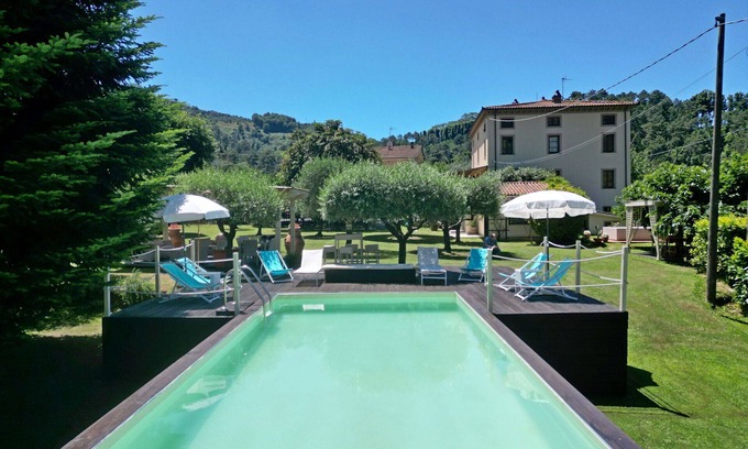 Nocchi Villa | Farmhouse for 13 people with private pool