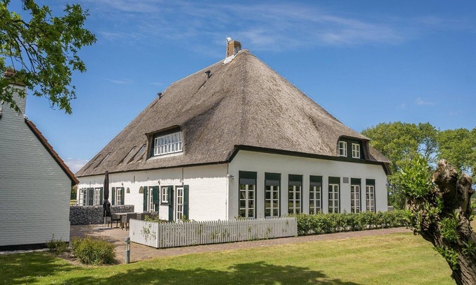 De Cocksdorp Other | Farmhouse in De Cocksdorp near Beach