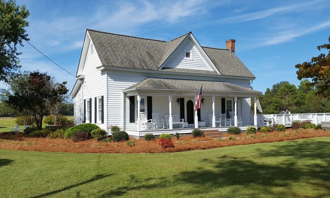 Lillington Other | Farmhouse on 62 acres - Beautiful Views - Near Campbell Univ. and Ft. Bragg