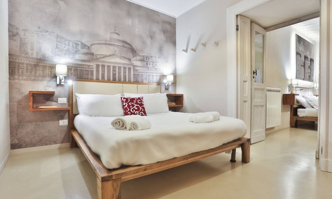 Naples City Centre Apartment | Fate Foria Style house