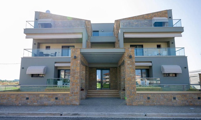 Flogita Apartment | Fay Suites