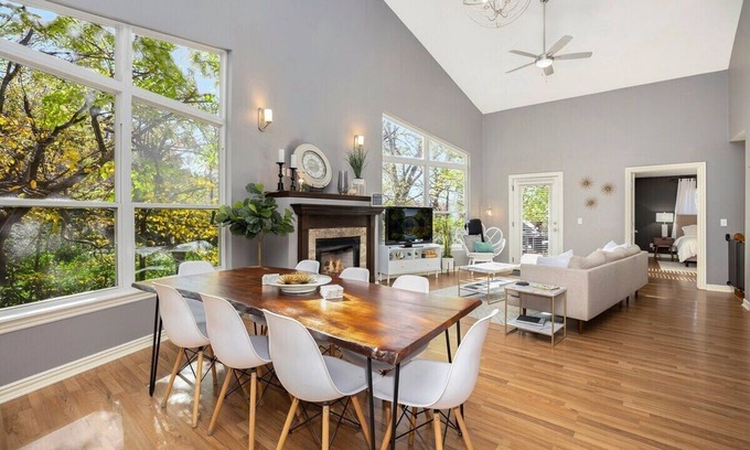 Fayetteville House | Fayettevilla - 3 min to the U of A and Bike Trails