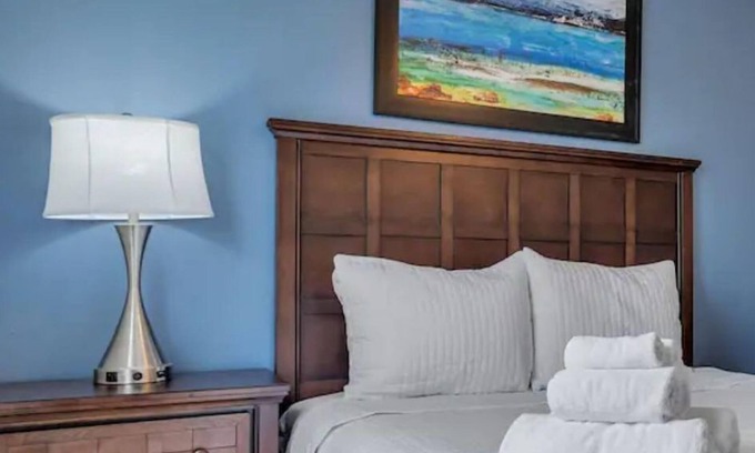 Westover Apartment | Fayetteville Oasis I Modern & Comfy I Pool (cb)