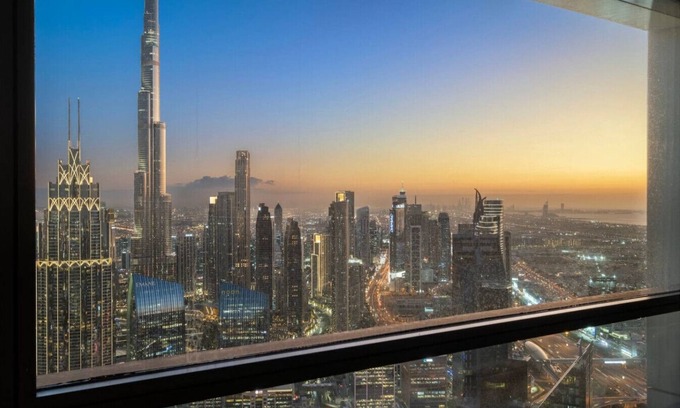 DIFC Apartment | FCR | 1BR | Elegance with Burj Khalifa Views