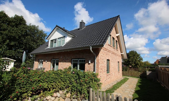 Wrixum House | Fehrstieg 40a - Freistehendes 5 Sterne-ferienhaus mit 4 Zimmern, ca. 131m², Garten und Terrasse