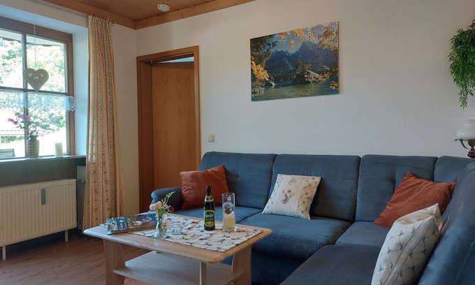 Ramsau Apartment | Ferienwohnung Nr. 2, 1-2 Personen, 42 qm, Dusche/WC, Terrasse, TV, 1 Schlafzimmer, Erdgeschoss