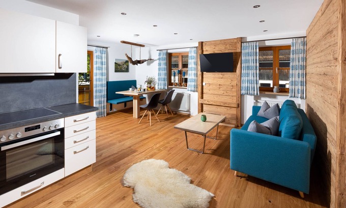 Ramsau bei Berchtesgaden Apartment | Ferienwohnung Schapbach, 2 Personen, 55 qm, Balkon, Separates Schlafzimmer, Obergeschoss