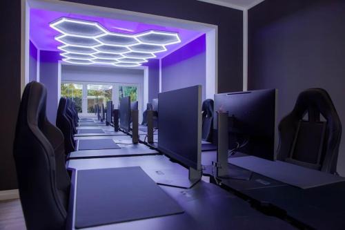 Dahl Apartment | Ferien und Gamingwohnung