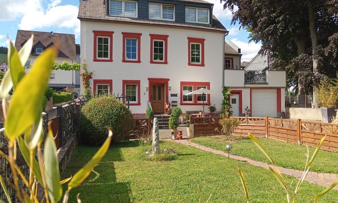 Historic Downtown Apartment | Ferienappartments Neumann