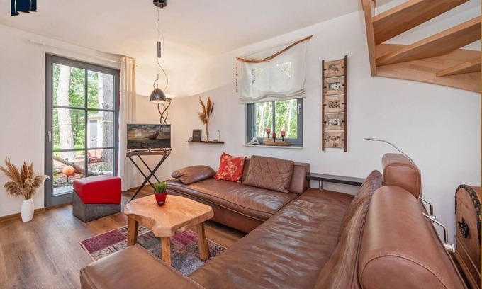 Zirchow House | Ferienhaus Auszeitfischer - Neu Errichtetes Ferienhaus in Ruhiger Wohngegend mit Parkplatz, Sauna
