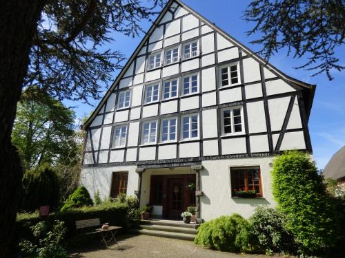 Meschede Apartment | Ferienhof Kotthoff am Hennesee