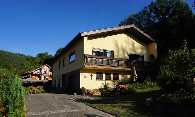 Bruchweiler-Baerenbach Apartment | Ferienwohnung Jüngstbergblick