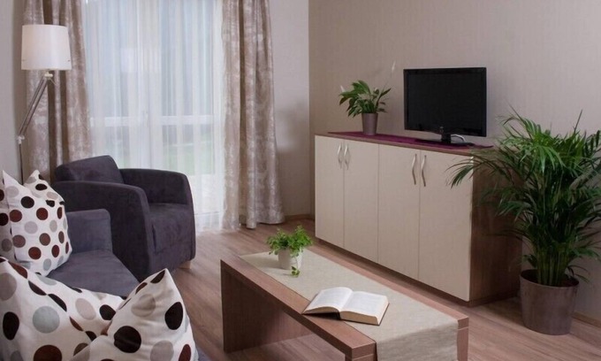 Aufham Apartment | Ferienwohnung 3 "Salzburg", behindertengerecht, Nichtraucher, 3 Schlafzimmer, Sat-TV, 4 Sterne, max. 6 Personen