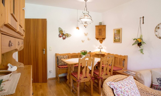 Bad Reichenhall Apartment | Ferienwohnung Alpenschwänchen