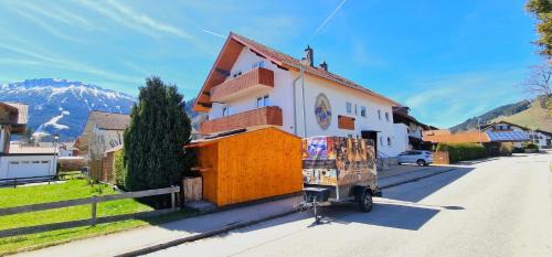 Ried Apartment | Ferienwohnung-Allgaeu-Pfronten -Inkl KönigsCard Fewo FALKENSTEIN