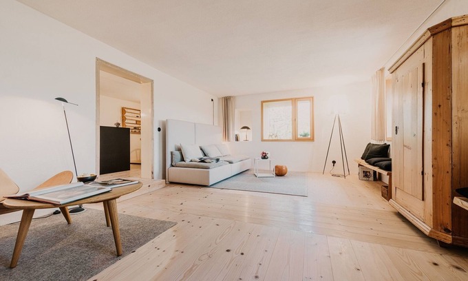 Marchhauser Apartment | Ferienwohnung "alte Liebe" im Großzügigen Landhaus