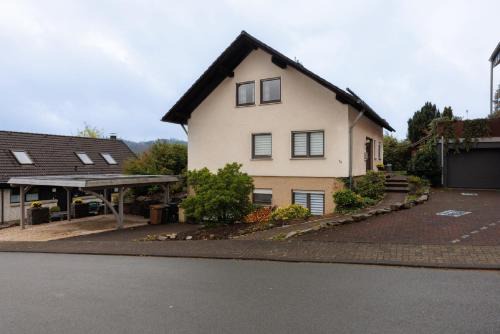 Allenbach Apartment | Ferienwohnung Ankel