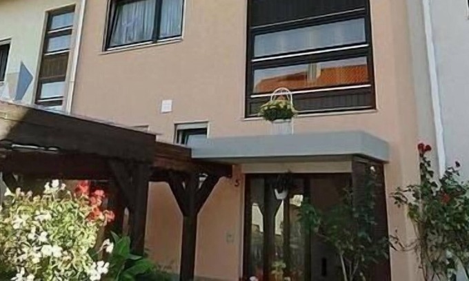 Boetzingen Apartment | Ferienwohnung/app. für 4 Gäste mit 45m² in Bötzingen