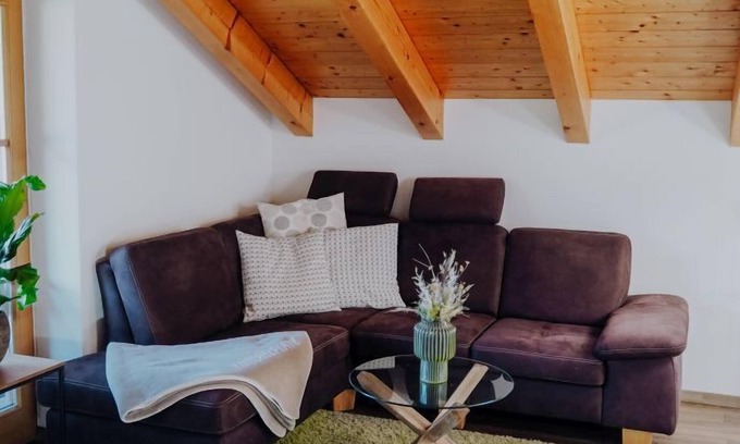 Schneefelden Apartment | Ferienwohnung für 2 Personen, 60 qm