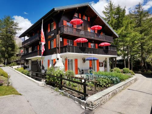 Saas-Fee Apartment | Ferienwohnung Delphin