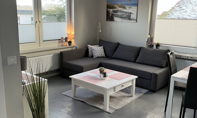 Sehestedt Apartment | Ferienwohnung Erdgeschoss) Haus Ankerplatz , am Nord - Ostsee - Kanal