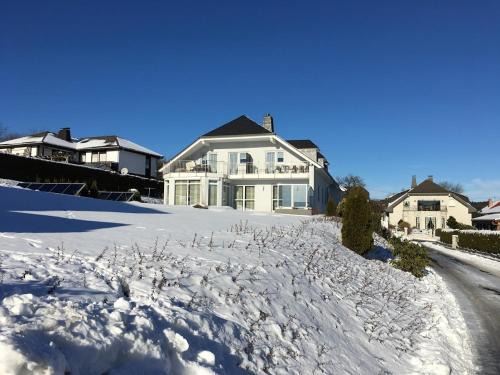 Wenigerath Apartment | Ferienwohnung Hochwaldblick 3