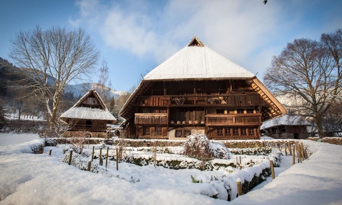 Oberwolfach Apartment | Ferienwohnung I mit ca. 96qm für max. 8 Personen