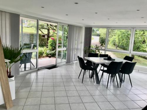 Schramberg Apartment | Ferienwohnung Im Grünen