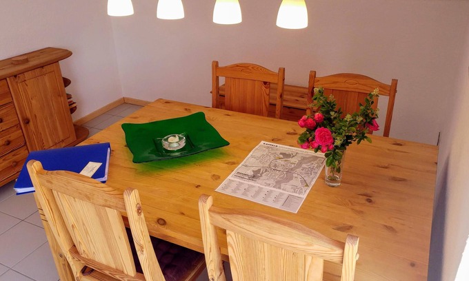 Maasholm-Bad Apartment | Ferienwohnung in Ruhiger Lage, 800m zum Strand, 250m zum Ostseefjord Schlei