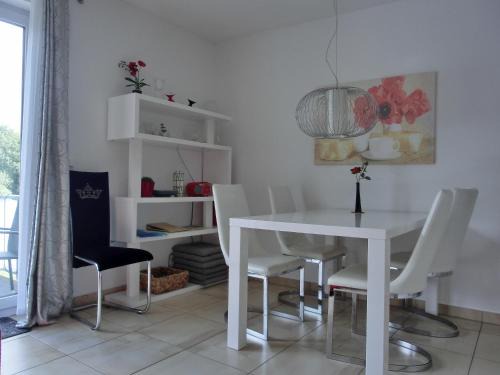 Gelbensande Apartment | Ferienwohnung KWE 2 OG