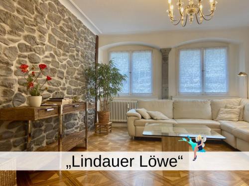 Insel Apartment | Ferienwohnung Lindauer Löwe- Charmant, seenah & zentral in historischem Gebäude