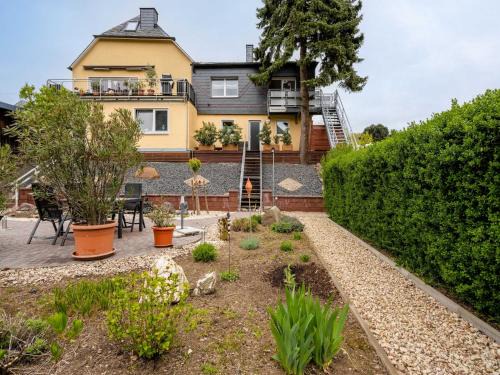 Dhron Apartment | Ferienwohnung Moselblick