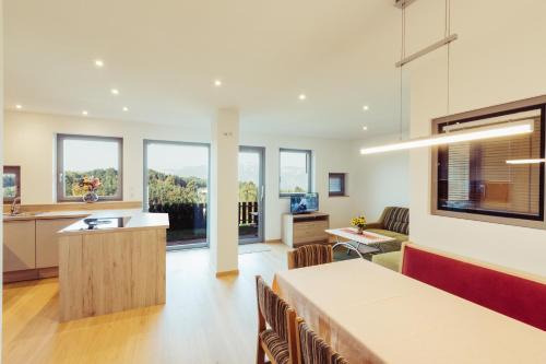 Aldino Apartment | Ferienwohnung Pension Stern